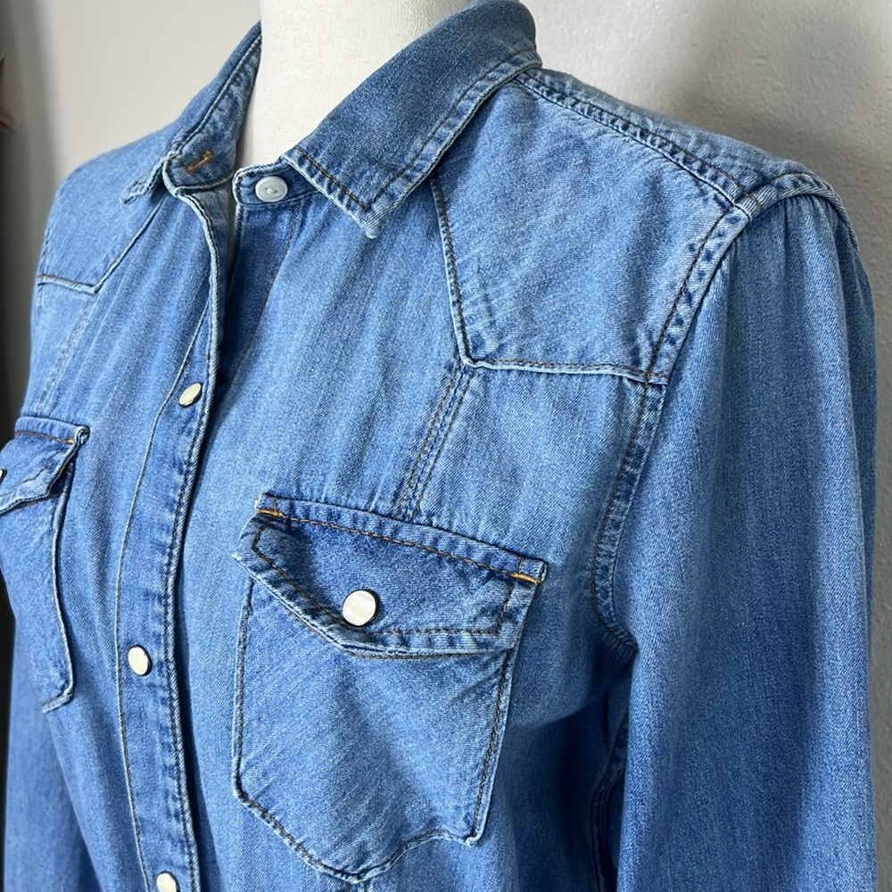 GAP Western Pearlsnap Shirt Dress M Belted‎ Chambray Lightweight Cotton Cowgirl - Picture 3 of 17